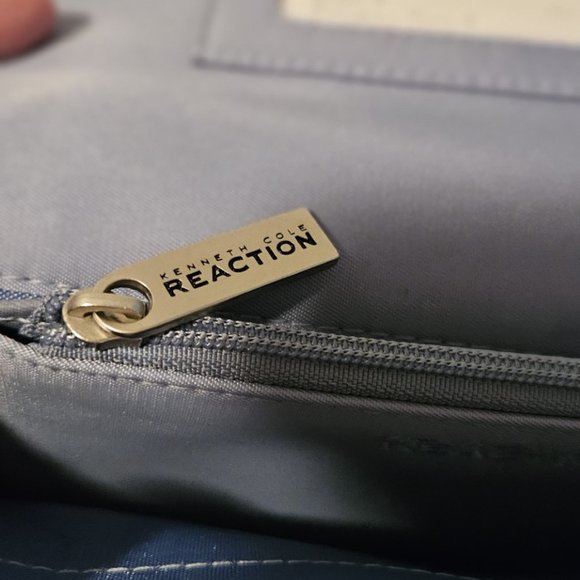 Women's Kenneth Cole Reaction Tri-Fold Wallet Purplish Gray Butterfly - Picture 3 of 7